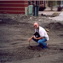 tb_tomcomed_08092003_01