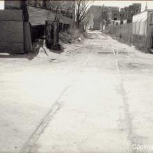 tb_nthblmt_042602_01