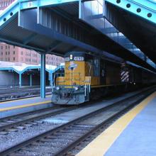 jm_CNWGP7_041999_01