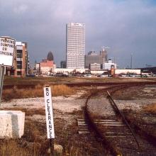 tb_milwaukee_polk&erie_11042004_2